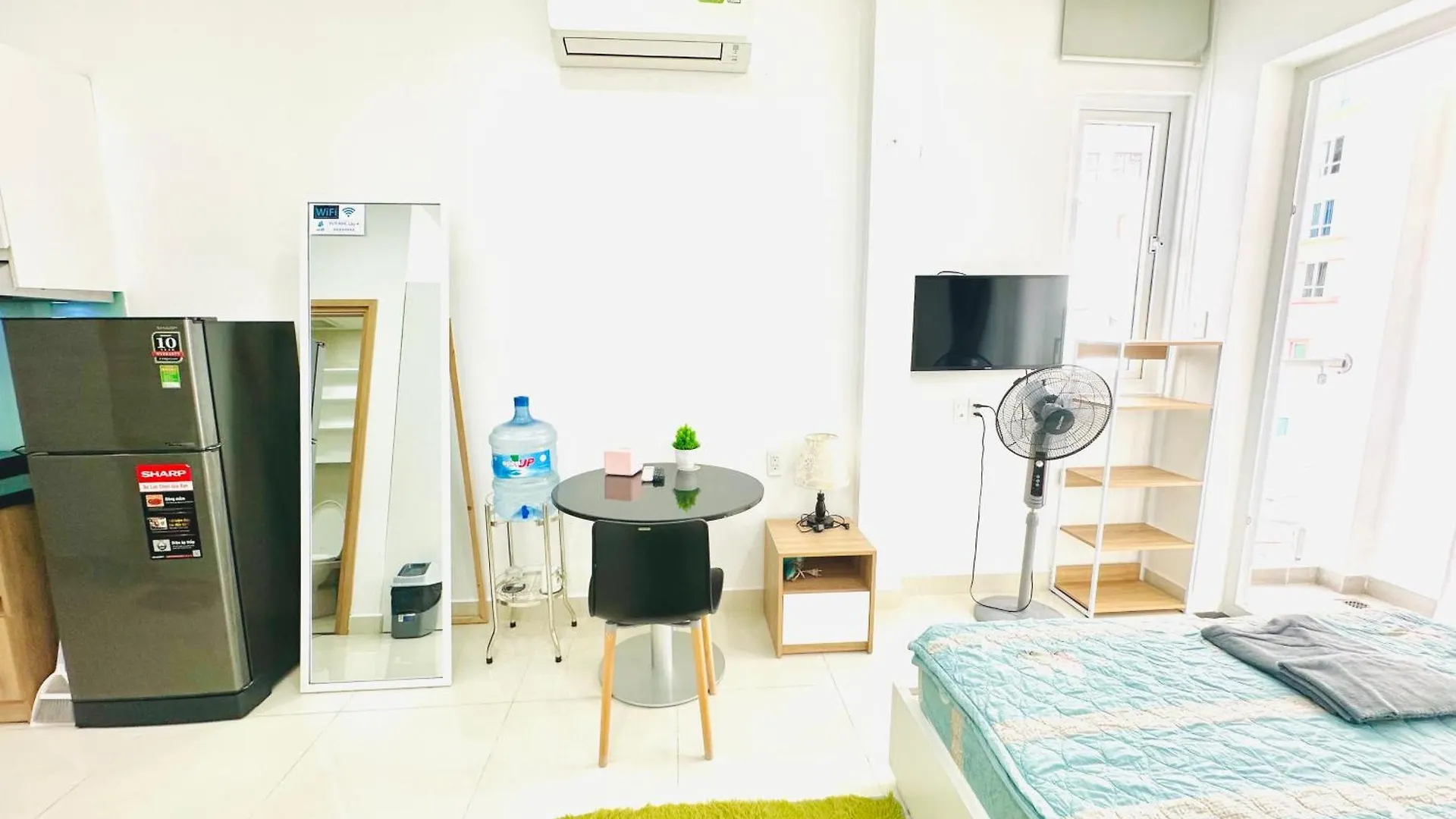 Modern Apartment Near Landmark81 Ho Chi Minh City 0*,  Vietnam